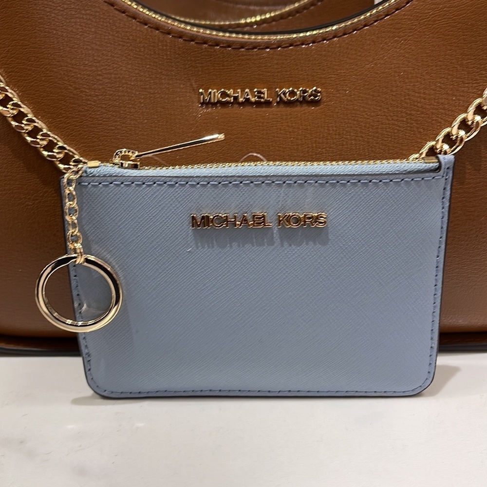 MICHAEL KORS SMALL TOP ZIP COINPOUCH WITH ID CARD PALE BLUE COLOR
NWT